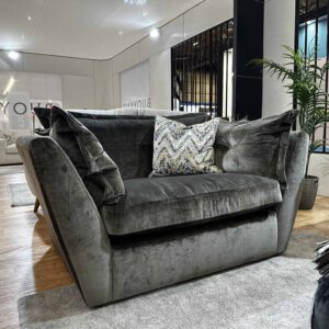 Sully-love seat-featured