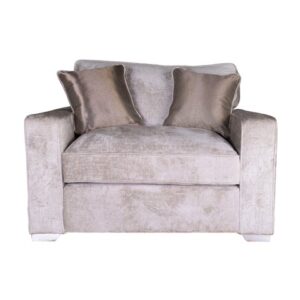 Chicago-love seat-featured
