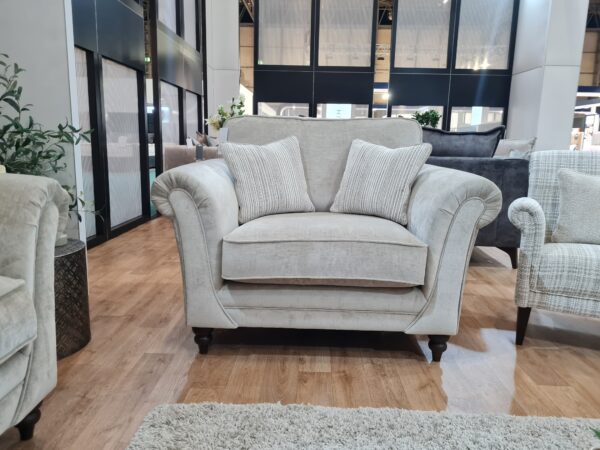 Danbury-love seat-featured